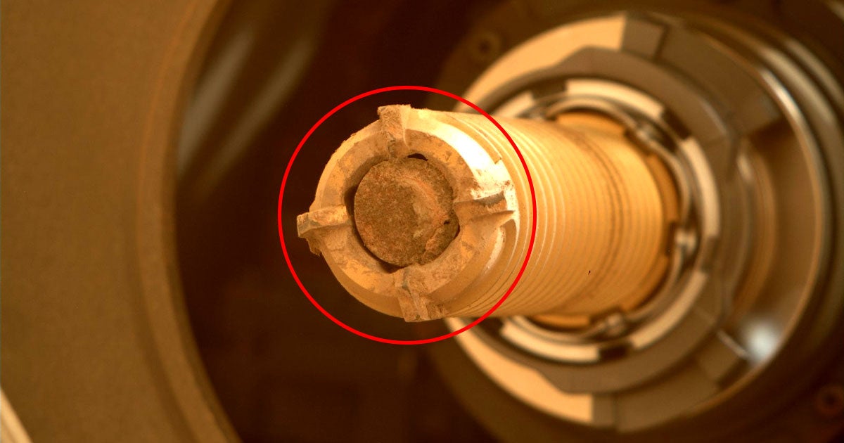 NASA's Perseverance rover on Mars has stumbled into a minor problem: it can't seal the tube of its latest collected sample.