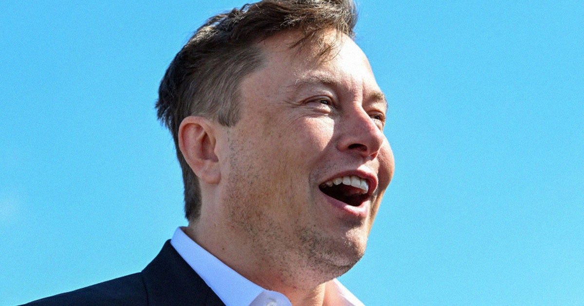 For a man who's made a lot of comments about the dangers of ideological echochambers, the Elon Musk's favorites are just an echochamber of kissassery.