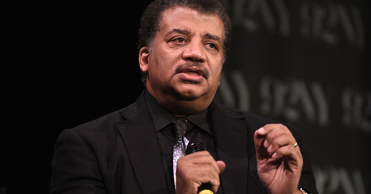 Disgraced astrophysicist Neil deGrasse Tyson is trying to claim that one of his old tweets was doctored — but he's either wrong, or lying. 