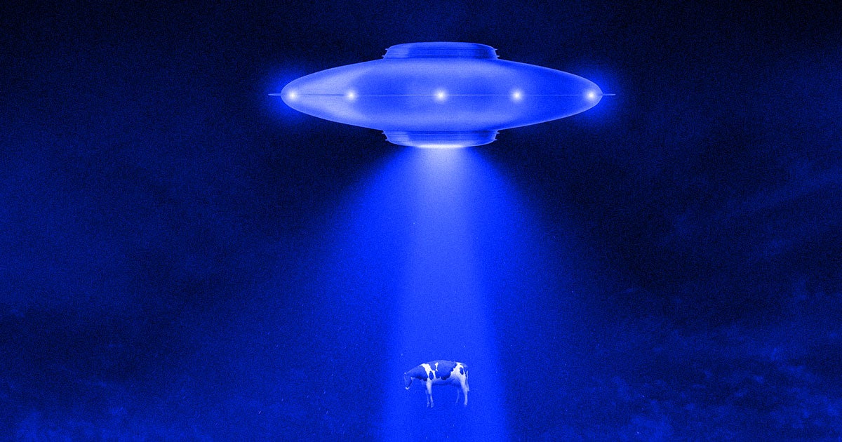 Scientists have built a real-life tractor beam that can pull actual objects using nothing but light.But it has one big drawback: it's absolutely tiny.