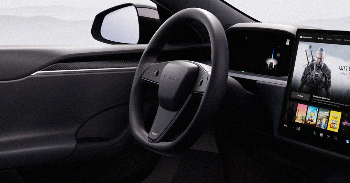 Tesla is finally offering its Model S and X with a round steering wheel instead of limiting options for both vehicles to a controversial steering "yoke."