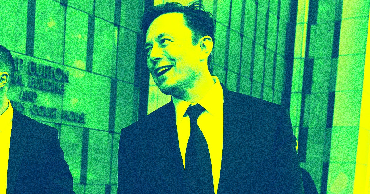 Elon Musk, for some reason, told a famous ex-astronaut that SpaceX's technology could be used to "escalate" the Russian invasion into a world war.