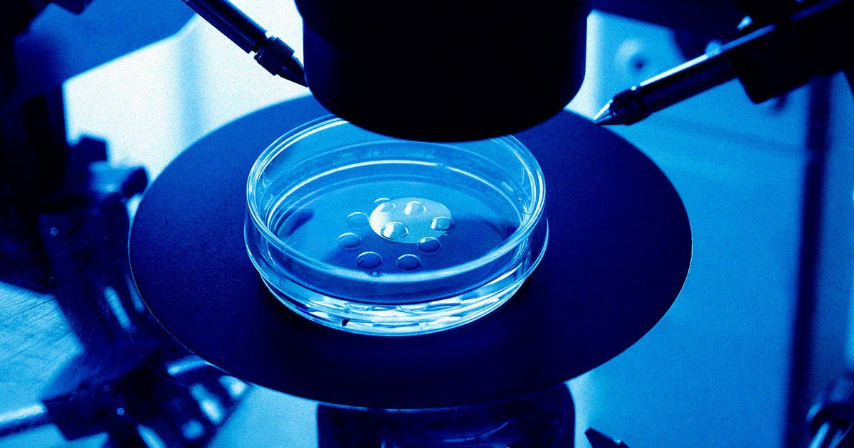 A Spanish startup has built a sperm-injecting robot that can be controlled using a PlayStation controller.