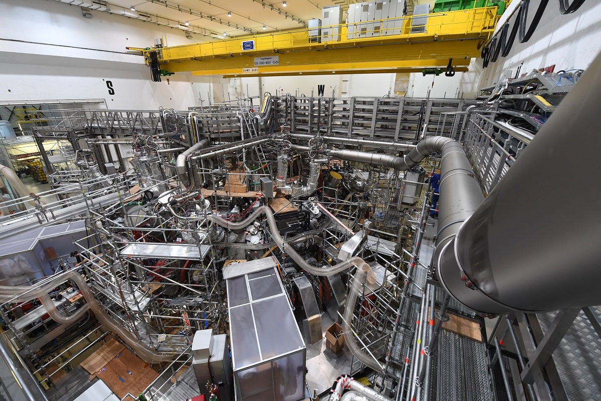 German startup Proxima Fusion recently grabbed millions to build a reactor that looks like a twisty French cruller doughnut.