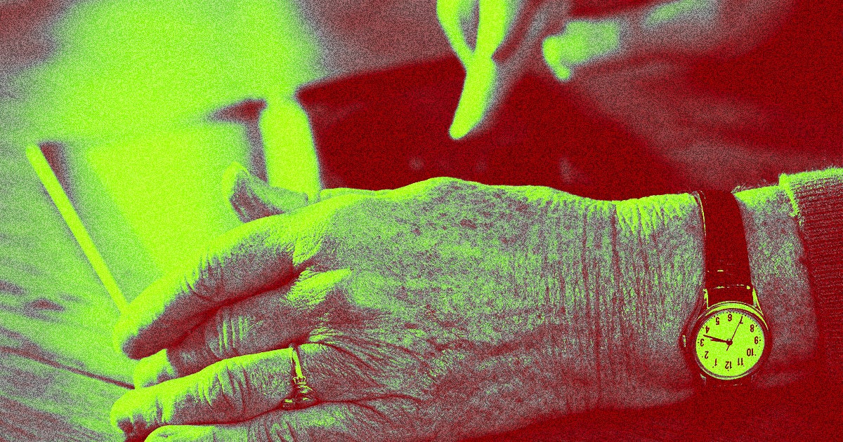 Scientists have looked into internet use to see if it's at all linked with the likelihood of developing dementia.