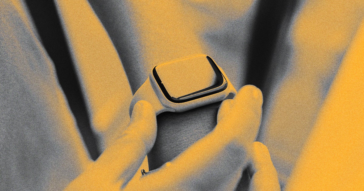 The first generation "Editions" line of Apple Watches which came encrusted in 18 karat gold are being left out to dry.