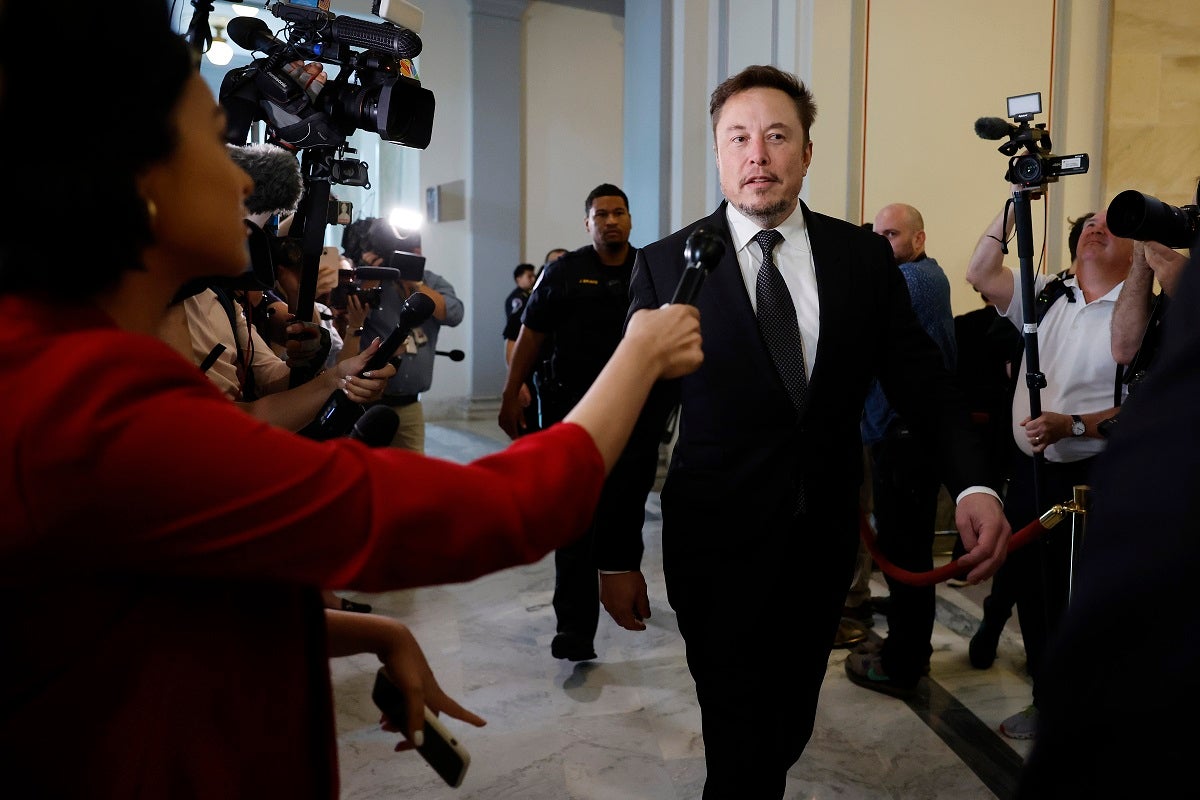 X owner Elon Musk is confused about why users aren't enthusiastic about not being able to see headlines anymore.