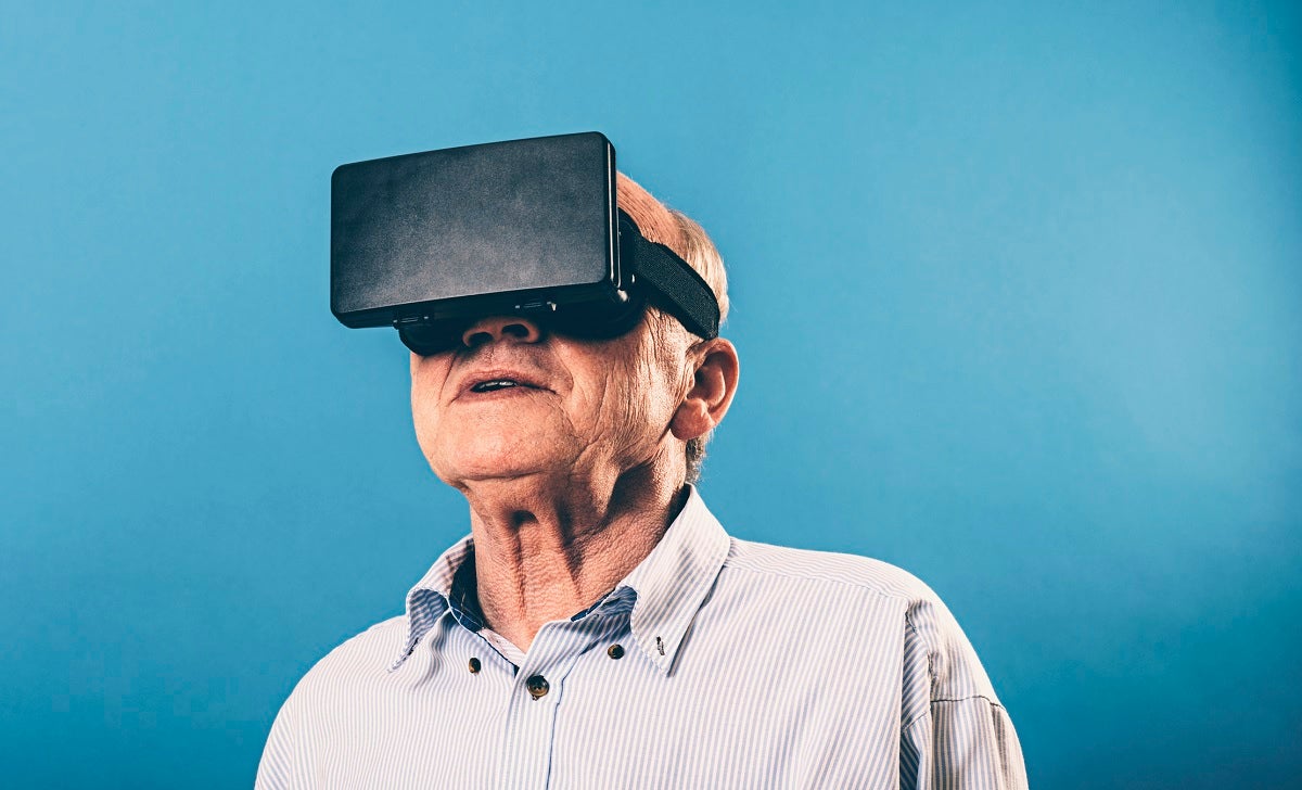 A new study from Stanford University shows that people with a hoarding problem can alleviate their issue by using virtual reality.