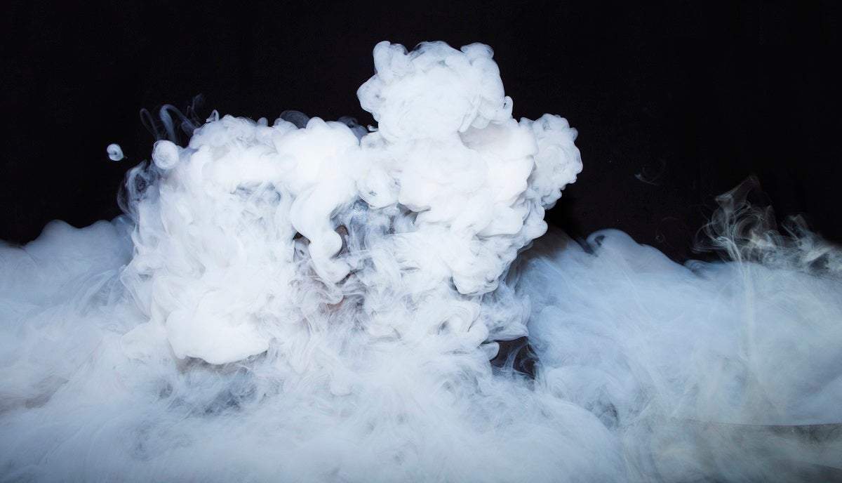 First responders were called onto the scene in Tennessee last week after a bunch of kids got sick when doing an experiment with dry ice. 