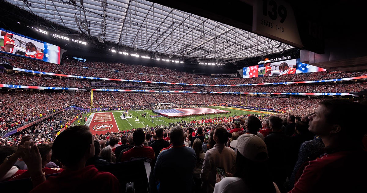 Last night's event was the first Super Bowl to be entirely powered by renewable energy, an impressive feat for a 65,000-person stadium.