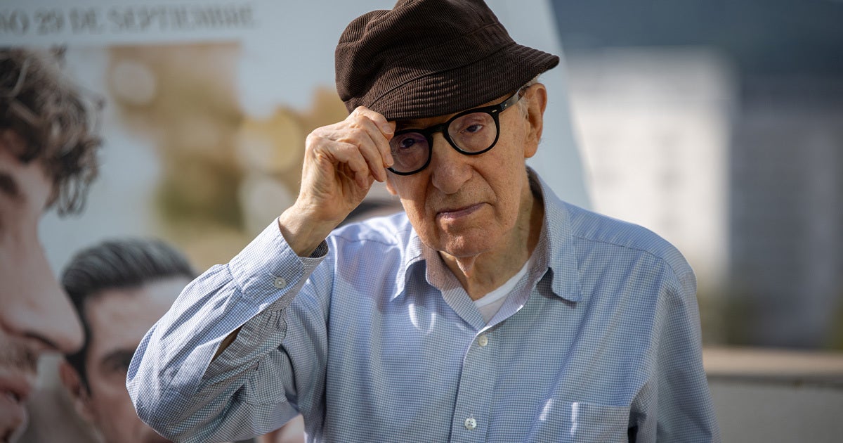During the launch party for Feeld's new literary magazine, younger guests were none too pleased when Woody Allen arrived.