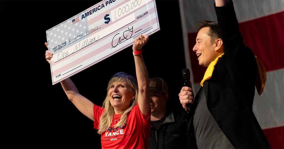 Former Republican operators and legal experts are calling on the DOJ to investigate billionaire Elon Musk's payments to swing state voters.